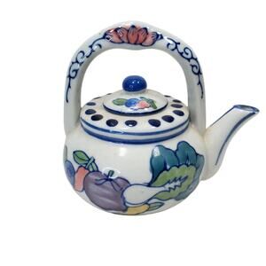 Vtg Blue & White Tea Pot Vegetables Handpainted 5 in Tall Made in China